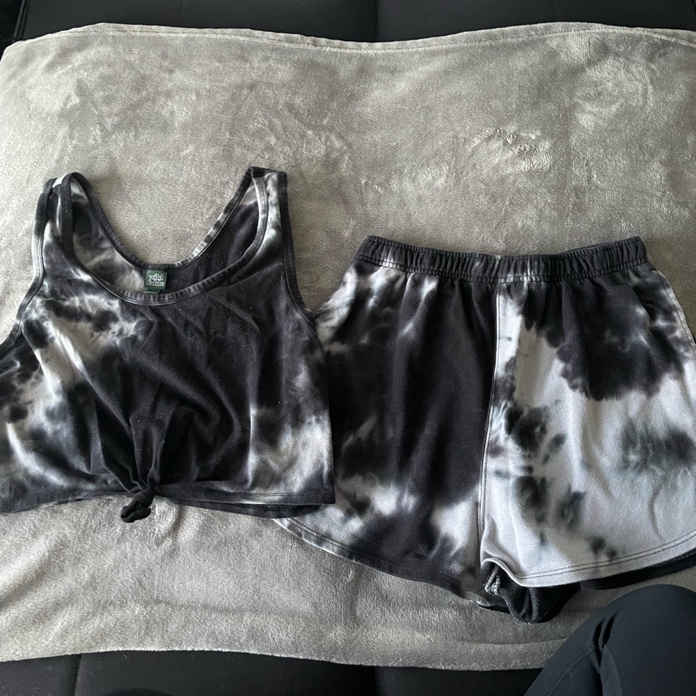 Wild Fable Two Piece Lounge Set